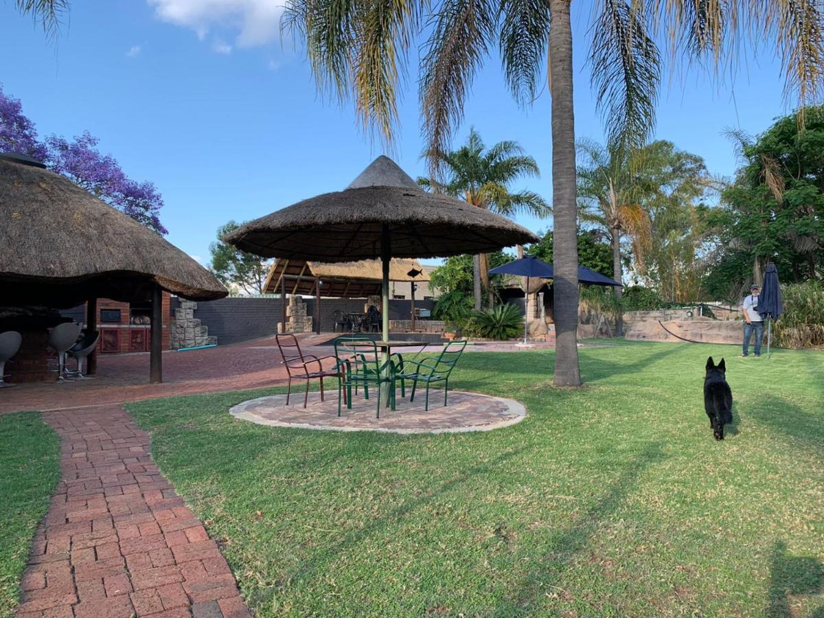 Sunset Guesthouse And Venue Cullinan Meule Exterior foto