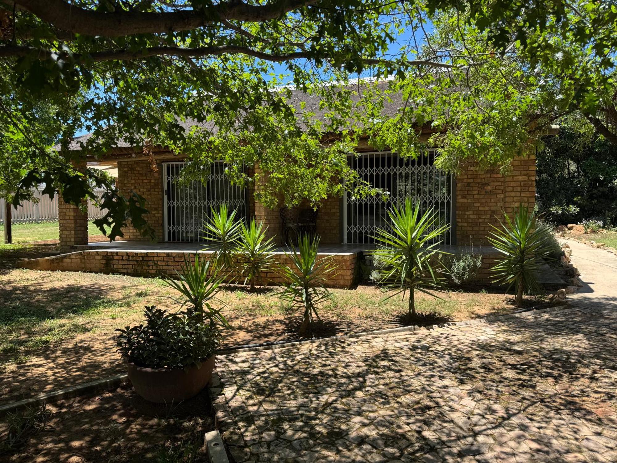 Sunset Guesthouse And Venue Cullinan Meule Exterior foto
